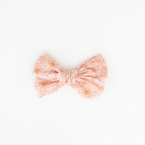 Clementine Bow